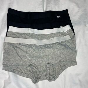 NWOT Hanes Boy fit panties